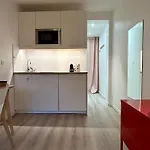 Fully Equipped - 2 Guests - Near Metro Paris