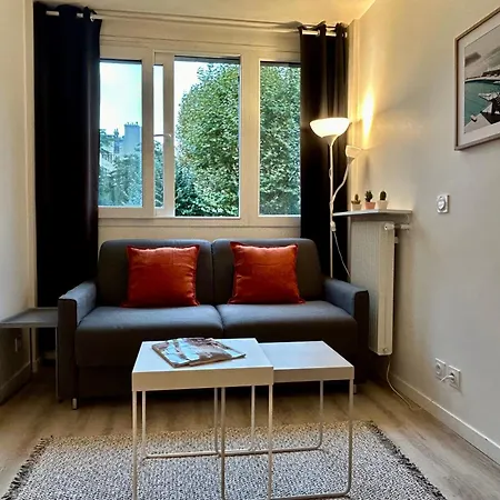 Apartment Fully Equipped Near Metro